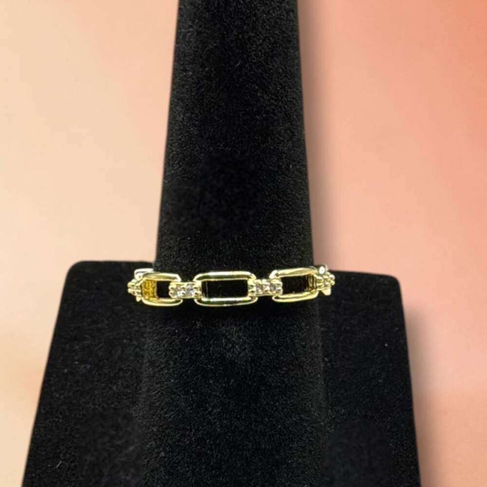 Fashion Gold-Plated Link Ring with Accent Stones Sz 5.5